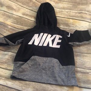 Boys Nike pullover